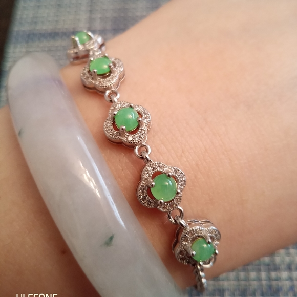Burmese Jadeite Jade Sterling Silver Bracelet - Picture 6 of 8
